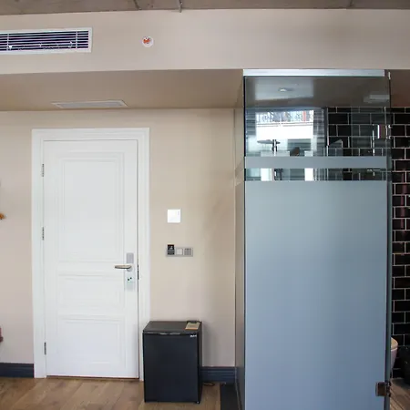 Hotel Taksimbul Design *